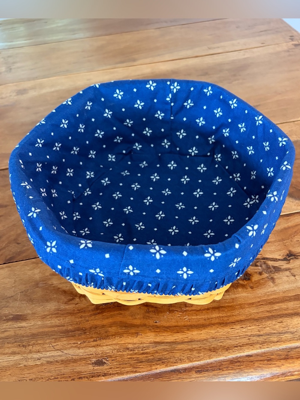 Longaberger Handwoven Basket Vintage 1998 Blue White Floral Liner Hexagon